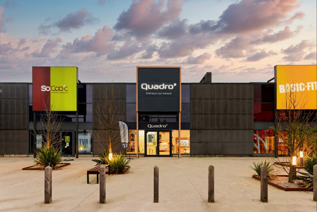 Shooting photo de la façade du magasin Quadro Arras